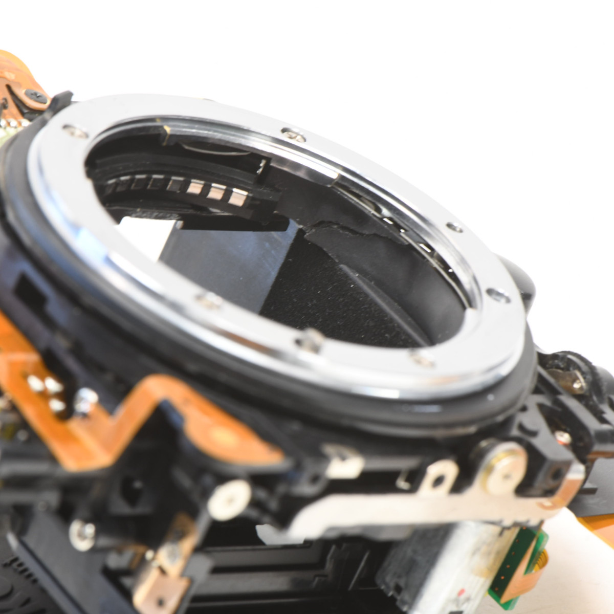 Cage miroir arrachée — Pannes fréquentes